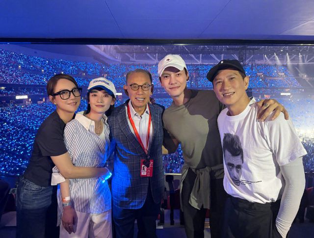 这些歌手的演唱会，观众席比舞台还热闹！
