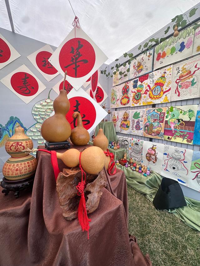 二七区兴华小学东校区：葫芦文化传福禄 国运绵延祈华年