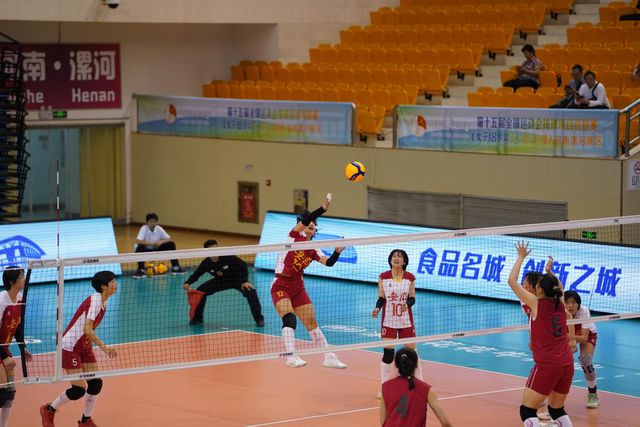 全运会资格赛丨U18女排C组、D组河南漯河开赛