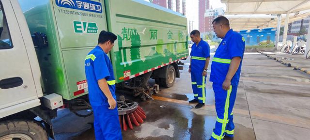 劳动最光荣|致敬最美城市守“卫”者
